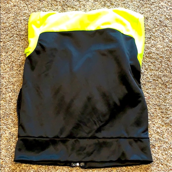 🐸Boy’s Jacket 🐸 - Picture 3 of 3